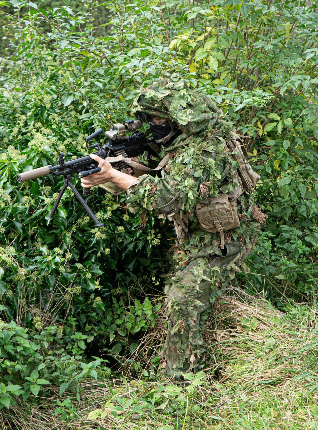 KMCS Ghillie Suit Green - Kicking Mustang Concealment System